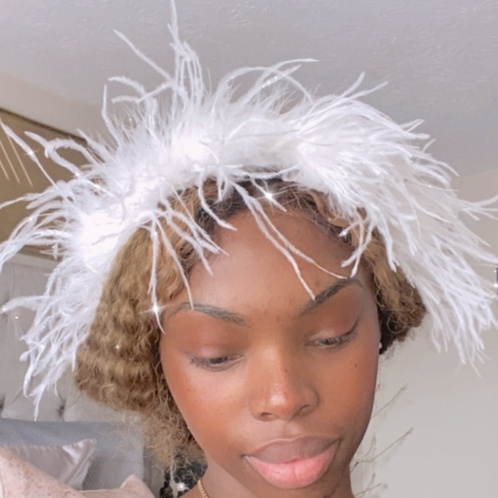 ✨White Boa Headband ✨
